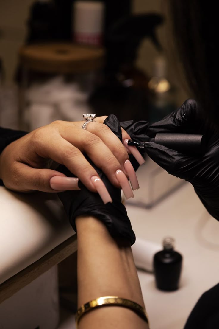 Top 10 Nail Salons in Miami City