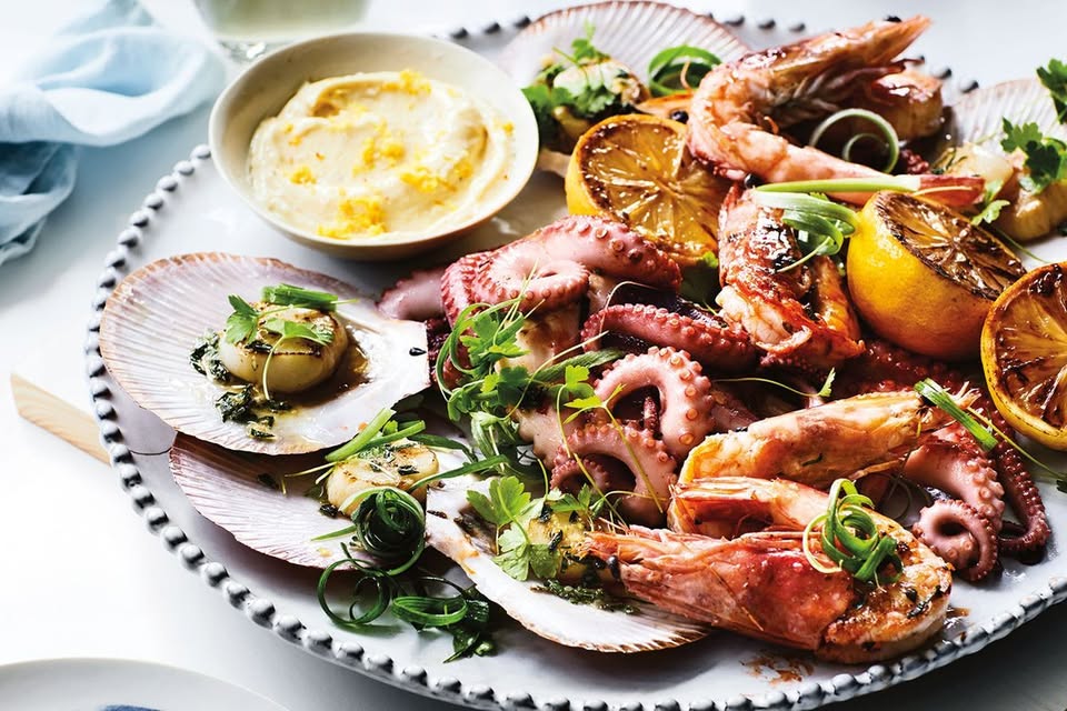 10 Incredible Seafood Restaurants in Los Angeles You Can’t Miss