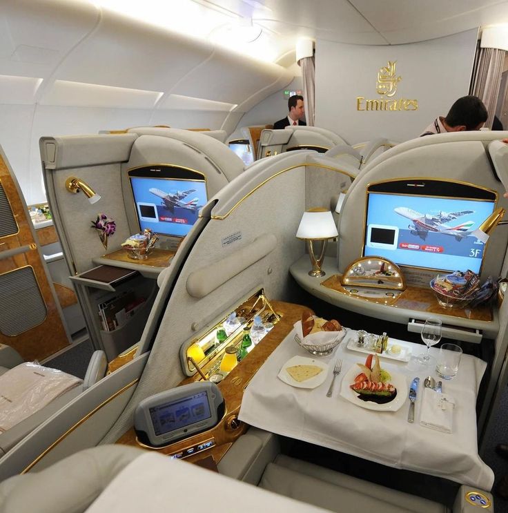 Airlines with the Best Customer Service in New York