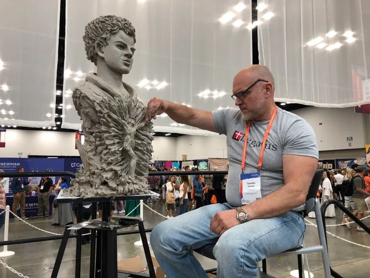 Discover Inspiring Sculptors in Charlotte