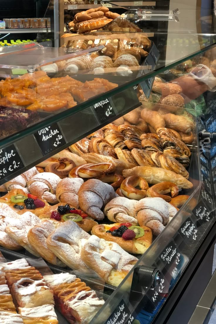 Must-Visit Bakeries in Jacksonville for Fresh Baked Goods