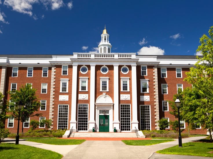 Top-Ranked Universities in Fort Worth for College Students