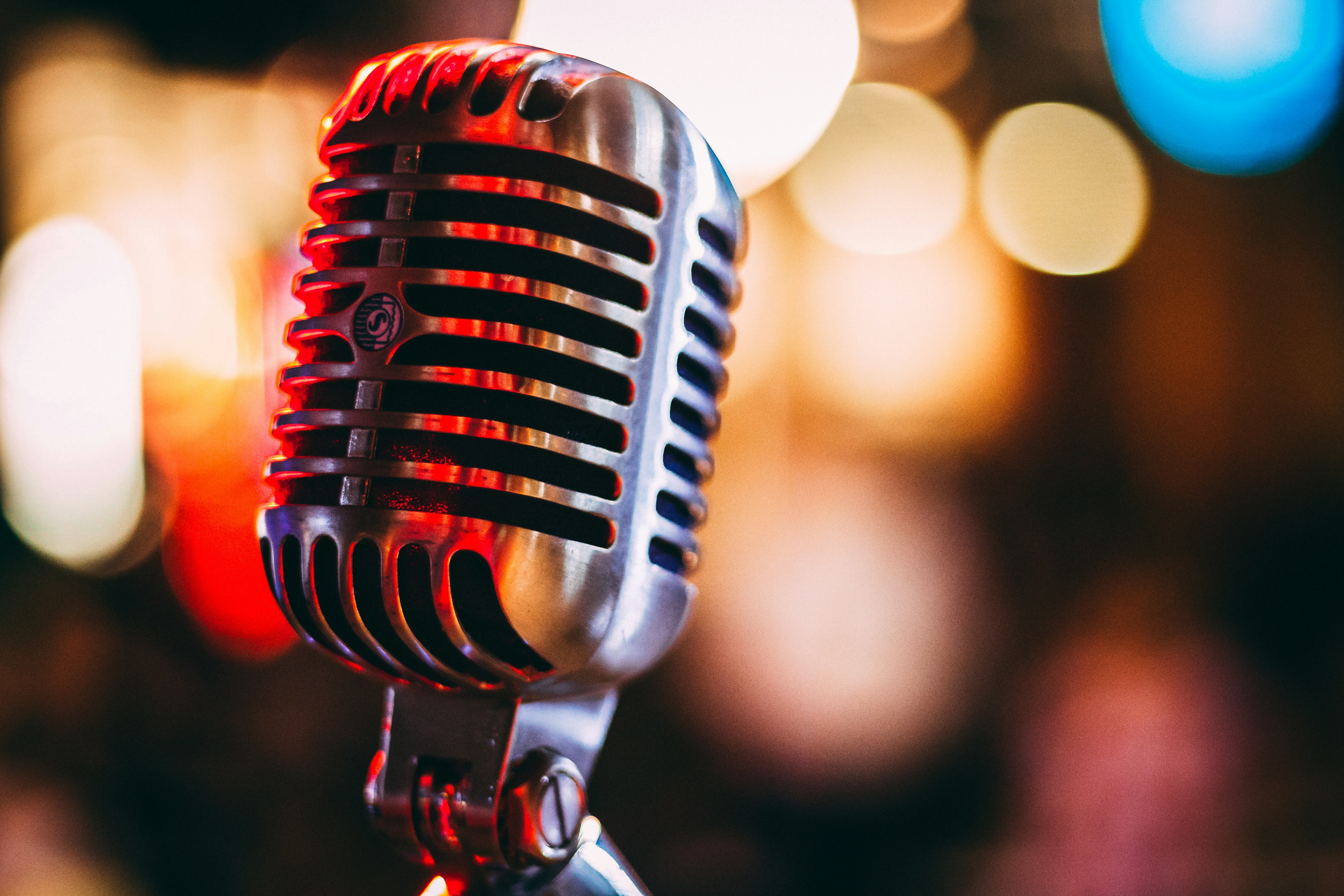 How To Use Podcasts To Build Brand Authority